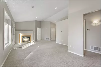 10235 SE 252nd Dr, Damascus, OR 97089 - Photo 7