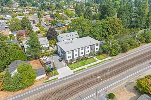 10985 E Burnside St, Portland, OR 97216 - Photo 11