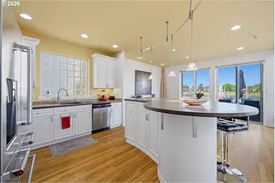 191 N Lotus Beach Dr, Portland, OR 97217 - Photo 17