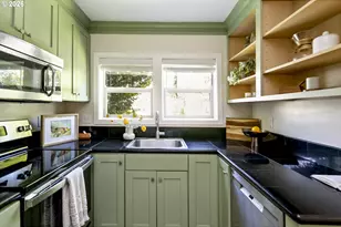 3719 SE 42nd Ave, Portland, OR 97206 - Photo 13