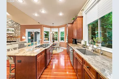 9630 SW Iowa Dr, Tualatin, OR 97062 - Photo 11
