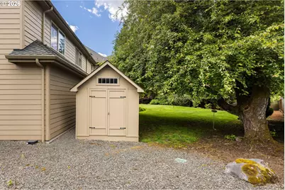 10329 SE Regina Ct, Happy Valley, OR 97086 - Photo 45