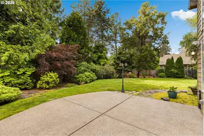10329 SE Regina Ct, Happy Valley, OR 97086 - Photo 35