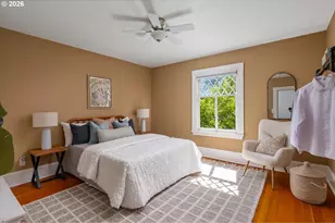 2035 NW Kearney St, Portland, OR 97209 - Photo 23