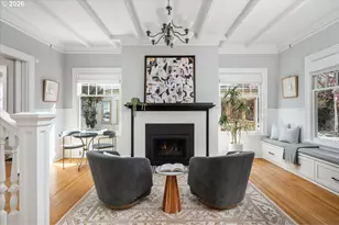 2035 NW Kearney St, Portland, OR 97209 - Photo 7