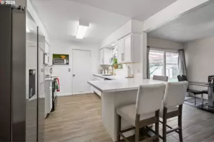 333 N 19th Ave, Cornelius, OR 97113 - Photo 7