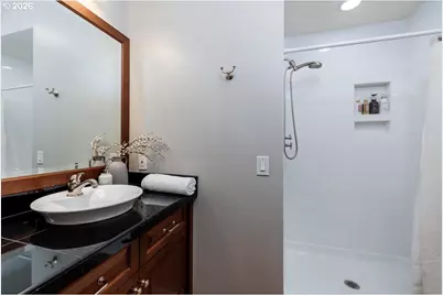 2055 Ridge Pointe Dr, Lake Oswego, OR 97034 - Photo 19