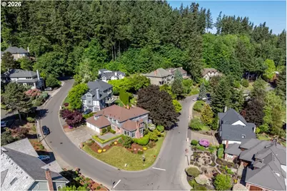 2055 Ridge Pointe Dr, Lake Oswego, OR 97034 - Photo 35