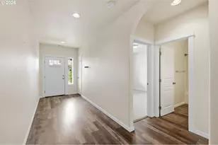 4760 Glacier Meadows Loop, Springfield, OR 97478 - Photo 3