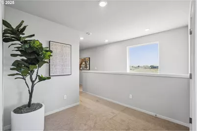 2702 Gunderson Ave, Woodburn, OR 97071 - Photo 13