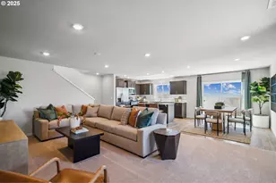 2702 Gunderson Ave, Woodburn, OR 97071 - Photo 5