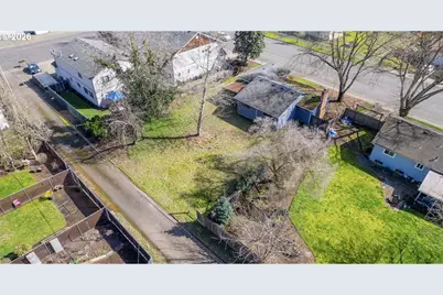 442 NW 4th Ave, Canby, OR 97013 - Photo 5