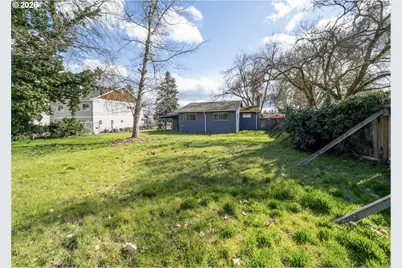 442 NW 4th Ave, Canby, OR 97013 - Photo 9