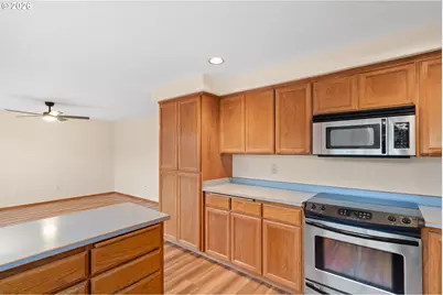 12328 SW Anton Dr, Portland, OR 97223 - Photo 21