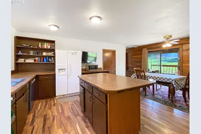 33318 SE Funny Farm Rd, Estacada, OR 97023 - Photo 15