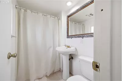9810 NE 2nd St, Vancouver, WA 98664 - Photo 21