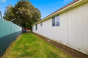 9810 NE 2nd St, Vancouver, WA 98664 - Photo 35