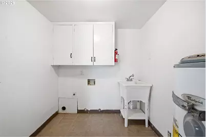 9810 NE 2nd St, Vancouver, WA 98664 - Photo 13