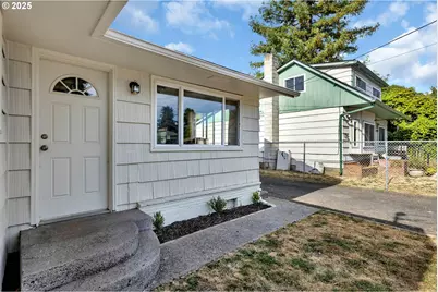 114 Cherry St, Castle Rock, WA 98611 - Photo 5