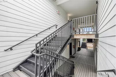 4775 NE 107th Ave, Portland, OR 97220 - Photo 5