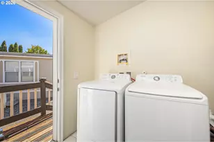 1699 N Terry St, Eugene, OR 97402 - Photo 17