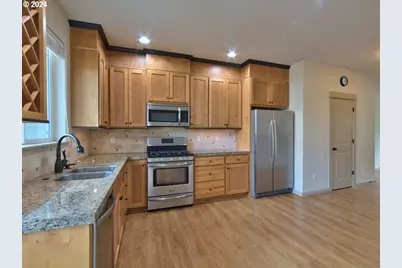 7728 NE Julie Ann Ln, Hillsboro, OR 97124 - Photo 3