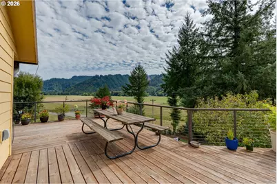 17779 Sitkum Ln, Myrtle Point, OR 97458 - Photo 15