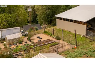 17779 Sitkum Ln, Myrtle Point, OR 97458 - Photo 17