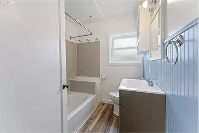 1055 SE Baltimore Ave, Bandon, OR 97411 - Photo 15