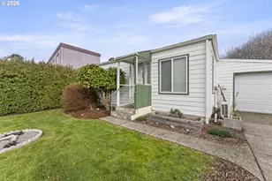 1055 SE Baltimore Ave, Bandon, OR 97411 - Photo 5