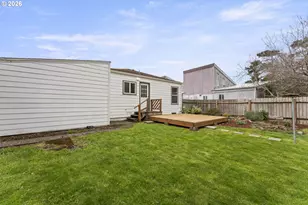 1055 SE Baltimore Ave, Bandon, OR 97411 - Photo 23