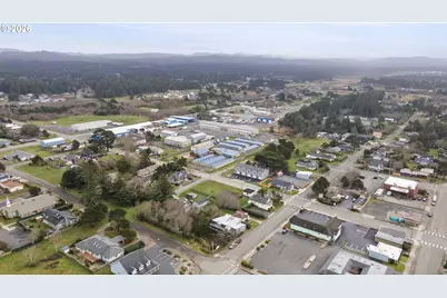 1055 SE Baltimore Ave, Bandon, OR 97411 - Photo 29