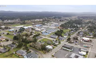 1055 SE Baltimore Ave, Bandon, OR 97411 - Photo 29