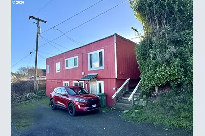 1032 S 4th St, Coos Bay, OR 97420 - Photo 25