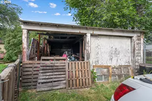 615 SW 5th St, Pendleton, OR 97801 - Photo 17