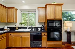 16393 SW Kessler Ln, Portland, OR 97224 - Photo 9