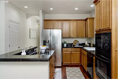 16393 SW Kessler Ln, Portland, OR 97224 - Photo 7