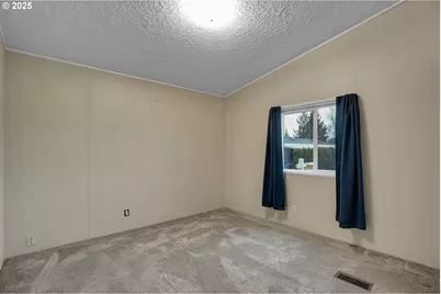 51459 SE Westlake Dr #102, Scappoose, OR 97056 - Photo 39