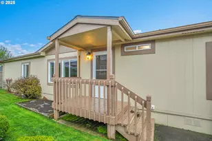 51459 SE Westlake Dr, Scappoose, OR 97056 - Photo 3