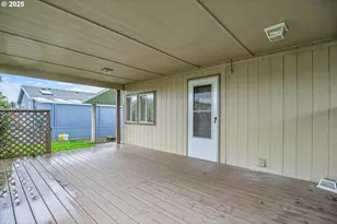 51459 SE Westlake Dr, Scappoose, OR 97056 - Photo 11