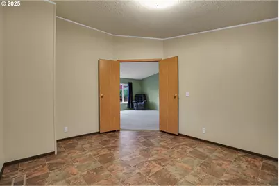 51459 SE Westlake Dr #102, Scappoose, OR 97056 - Photo 35