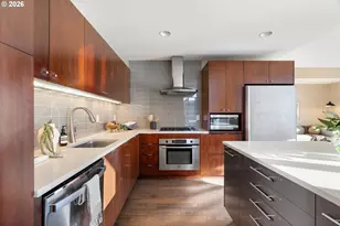 836 S Curry St, Portland, OR 97239 - Photo 11