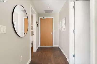 836 S Curry St #1304, Portland, OR 97239 - Photo 25