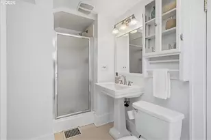 1541 SE Malden St, Portland, OR 97202 - Photo 23