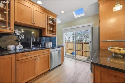 1541 SE Malden St, Portland, OR 97202 - Photo 15