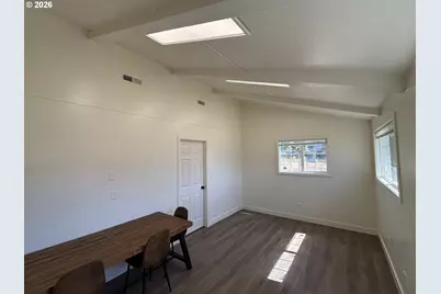 5625 SE 83rd Ave, Portland, OR 97266 - Photo 5