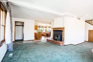 146 NE Currin St, Estacada, OR 97023 - Photo 9