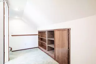 146 NE Currin St, Estacada, OR 97023 - Photo 25