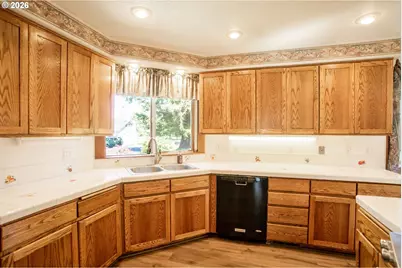 146 NE Currin St, Estacada, OR 97023 - Photo 13