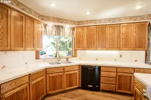 146 NE Currin St, Estacada, OR 97023 - Photo 13